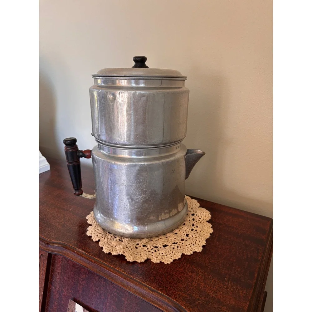 Vintage 1940's Enterprise Co Drip-O-Lator coffee pot 10 cup capacity drip